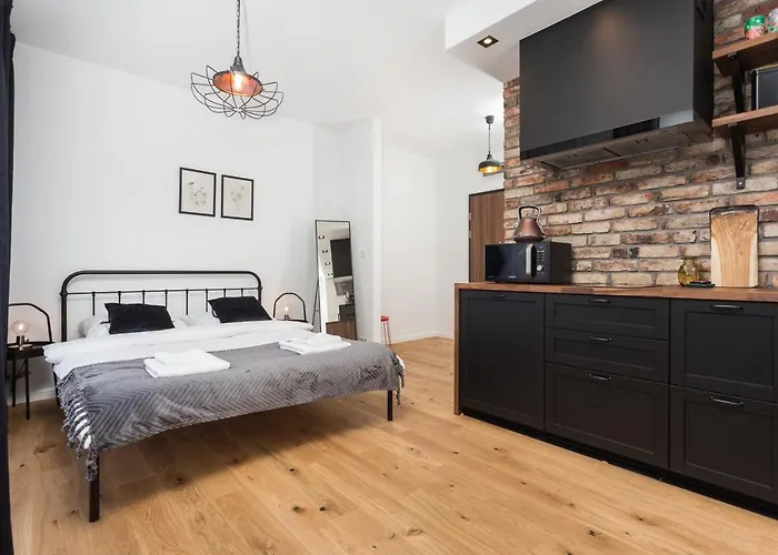 City Of The Kings - Botany Bay Apartment